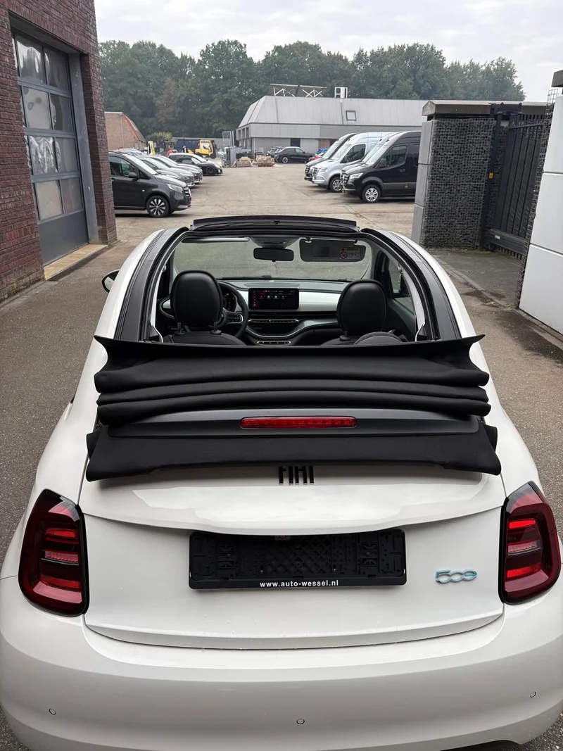 Fiat 500e Cabrio – 9
