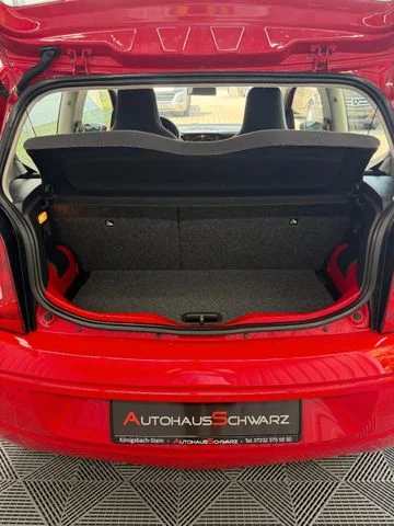 Volkswagen up – 12
