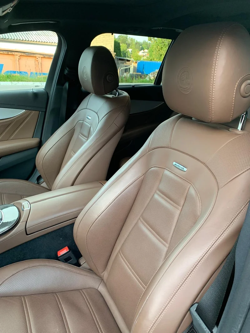 Mercedes-Benz E 63 AMG – 12