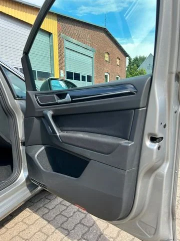VW Golf Sportsvan – 21