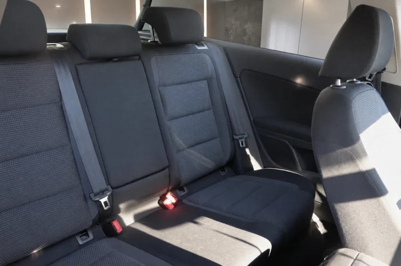 Volkswagen Golf – 13