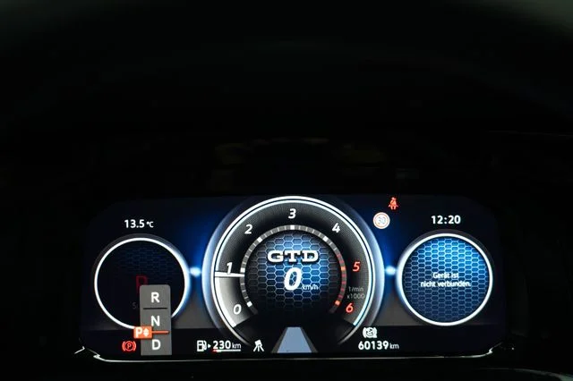 VW Golf – 38