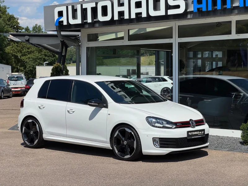Volkswagen Golf – 10