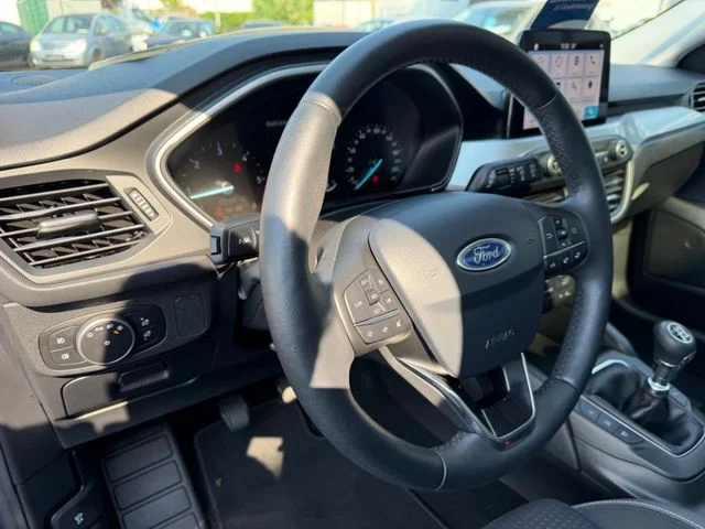 Ford Focus – 11