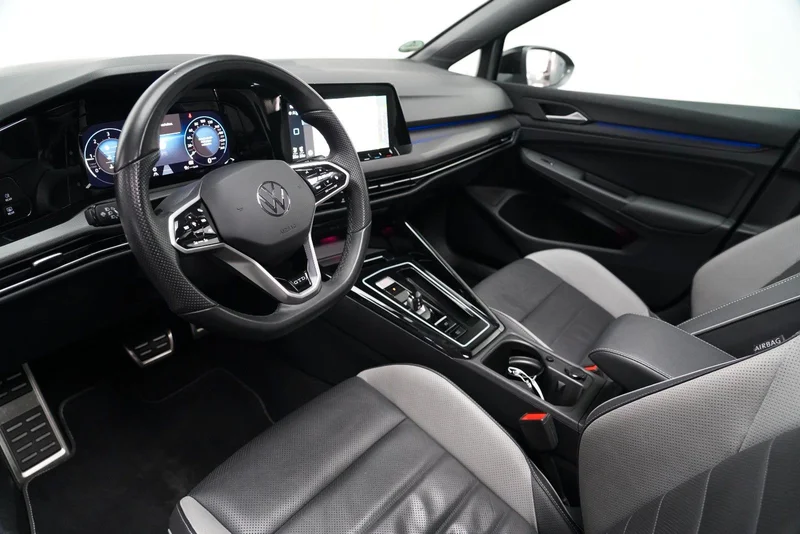 Volkswagen Golf – 15