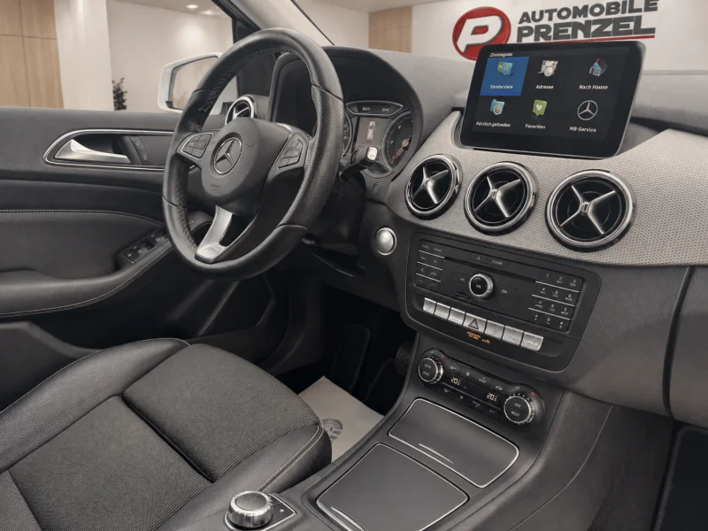 Mercedes-Benz B 220 – 19