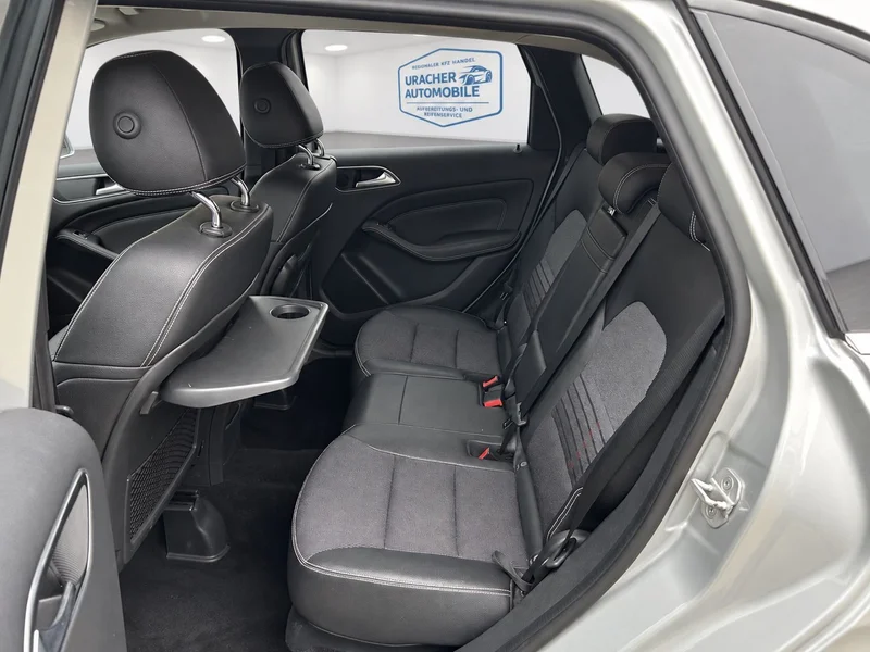 Mercedes-Benz B 200 – 12