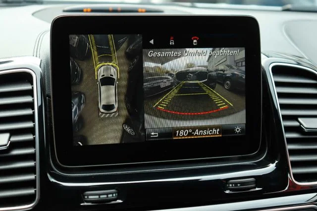 Mercedes-Benz GLE 43 AMG – 24