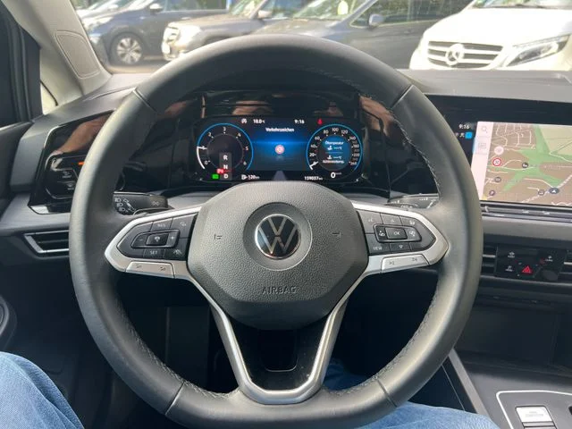 Volkswagen Golf – 15