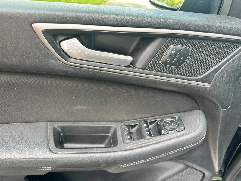 Ford S-Max – 12