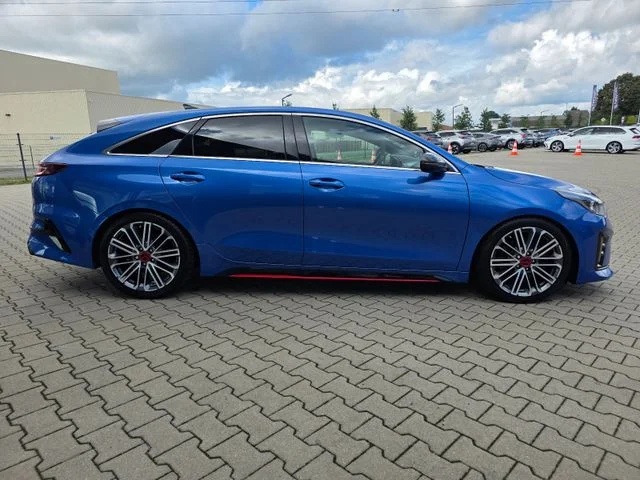 Kia pro cee'd / ProCeed – 16