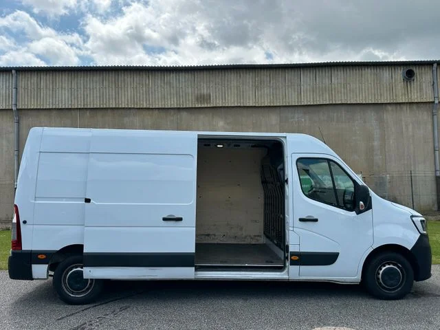 RENAULT Master – 5