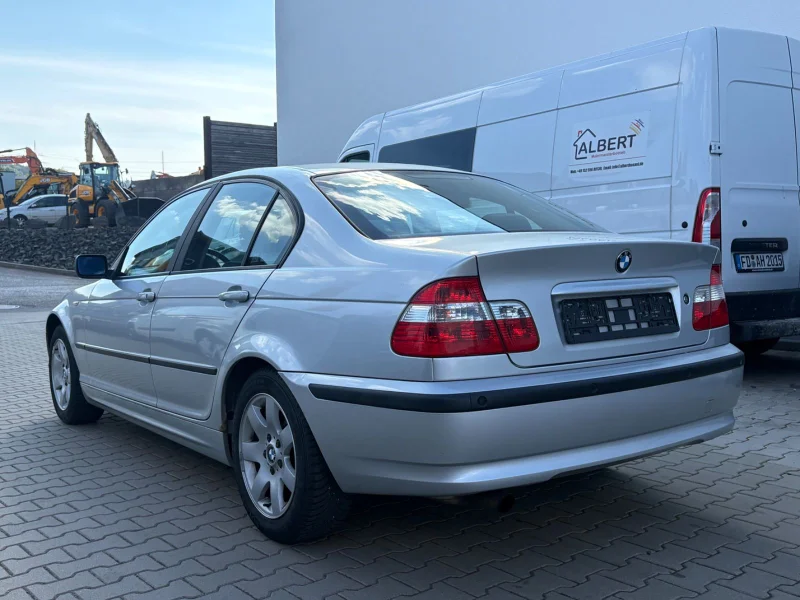 BMW 318 – 4