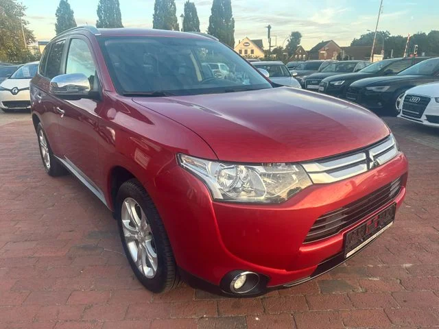 MITSUBISHI Outlander – 9