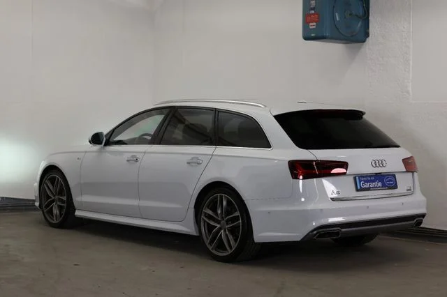 AUDI A6 – 4