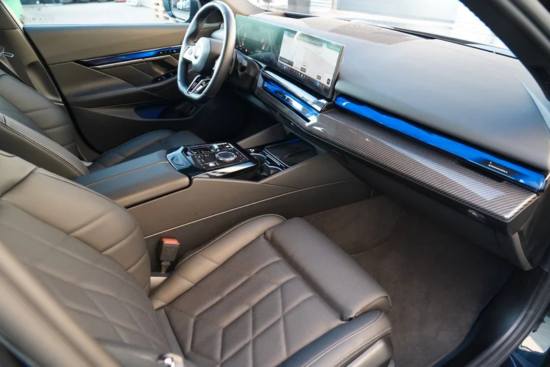 BMW 520 – 33
