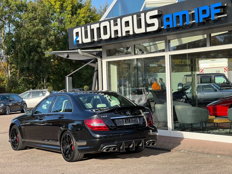 Mercedes-Benz C 63 AMG – 13