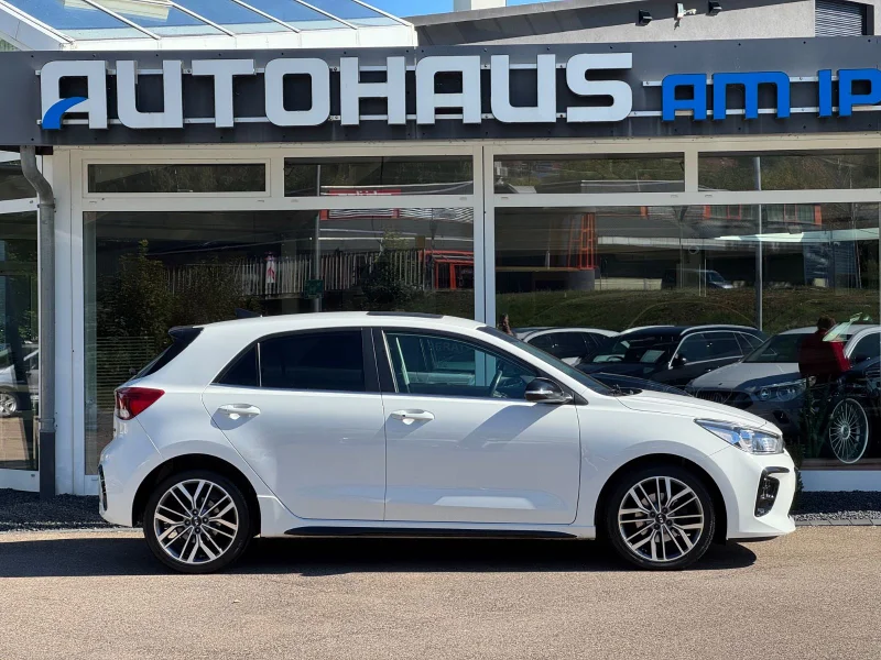 Kia Rio – 11