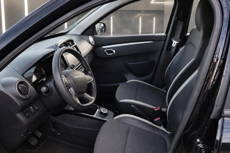 Dacia Spring – 11