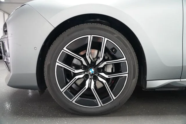 BMW 740 – 10
