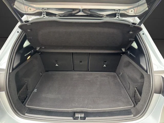 Mercedes-Benz B 220 – 20