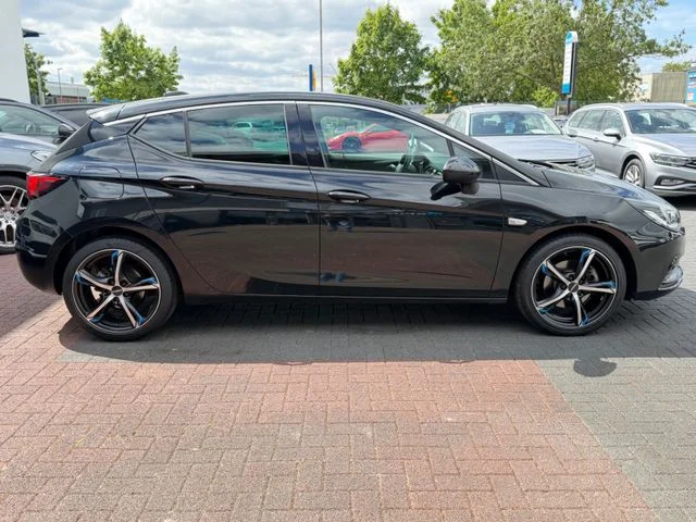 Opel Astra – 6