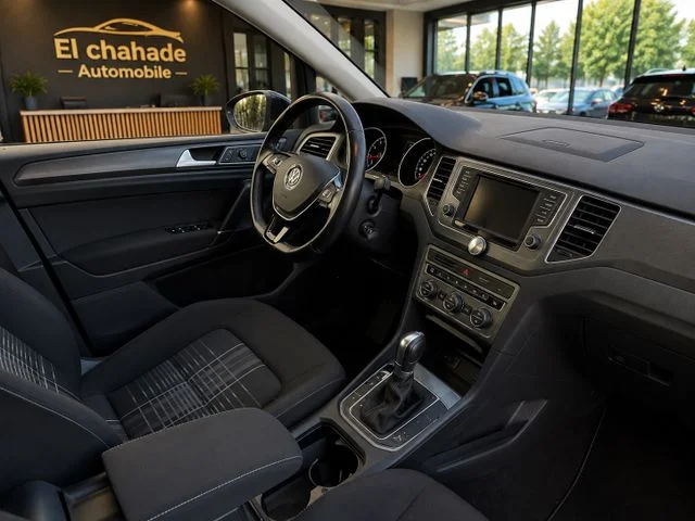 Volkswagen Golf – 8