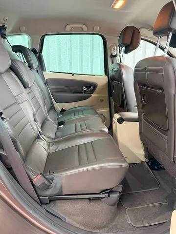 Renault Scenic – 14