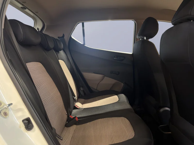 Hyundai i10 – 18