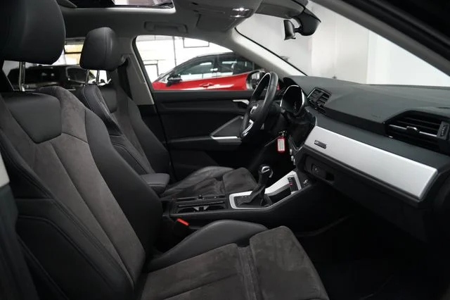 AUDI Q3 – 22