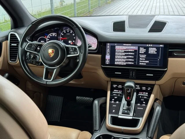 Porsche Cayenne – 19