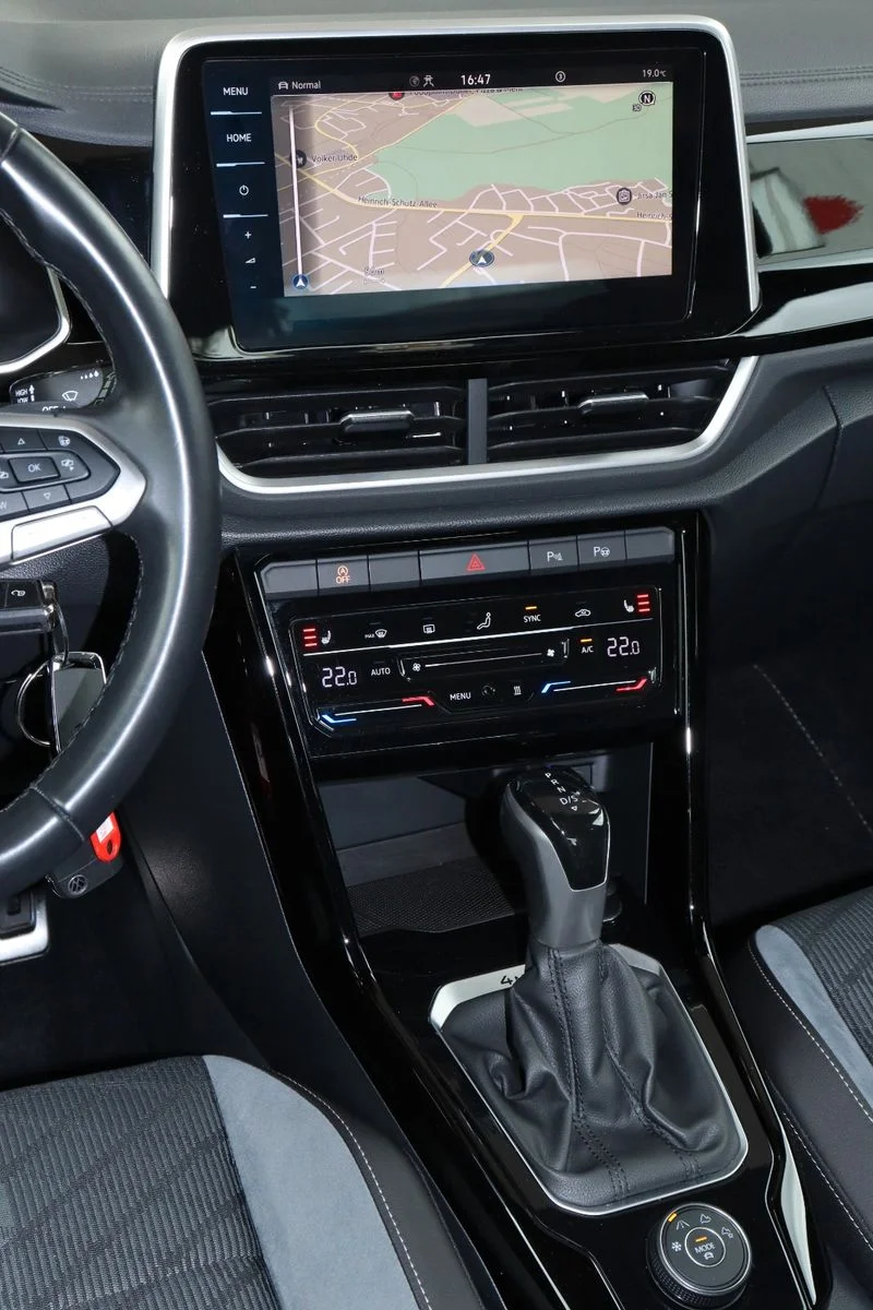 Volkswagen T-Roc – 24