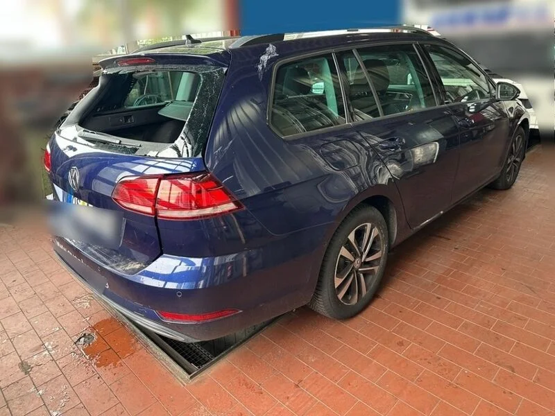 Volkswagen Golf – 3