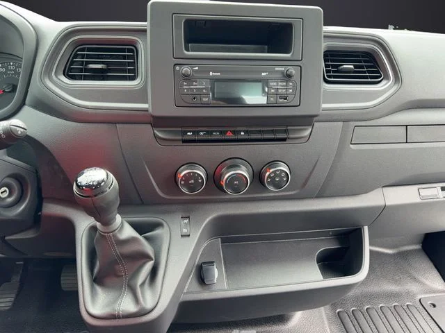 Renault Master Abschleppwagen AHK Klima Tempomat – 11