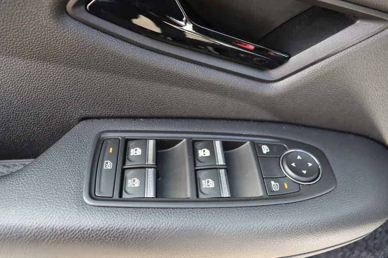 Renault Megane E-TECH – 17