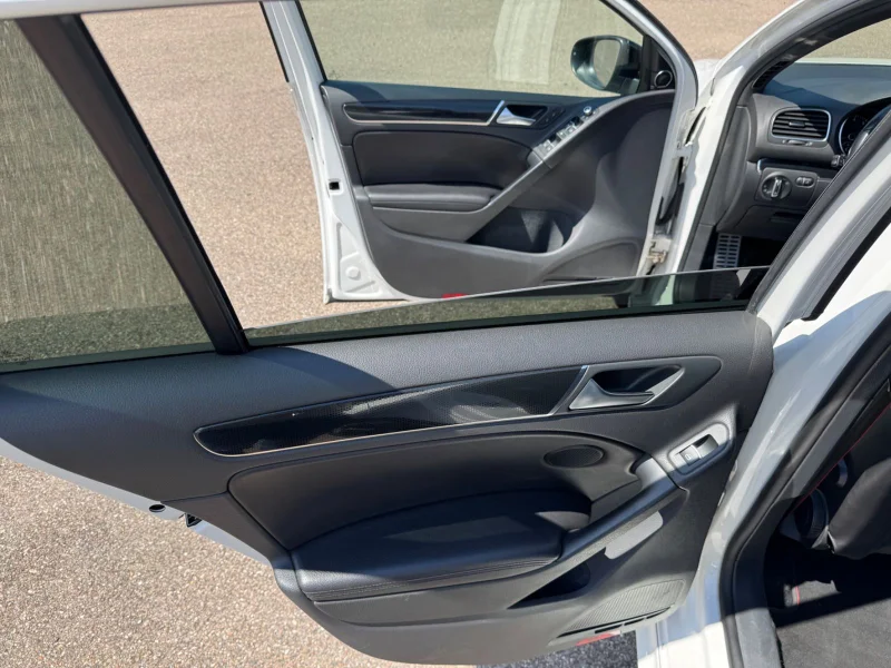 Volkswagen Golf – 15