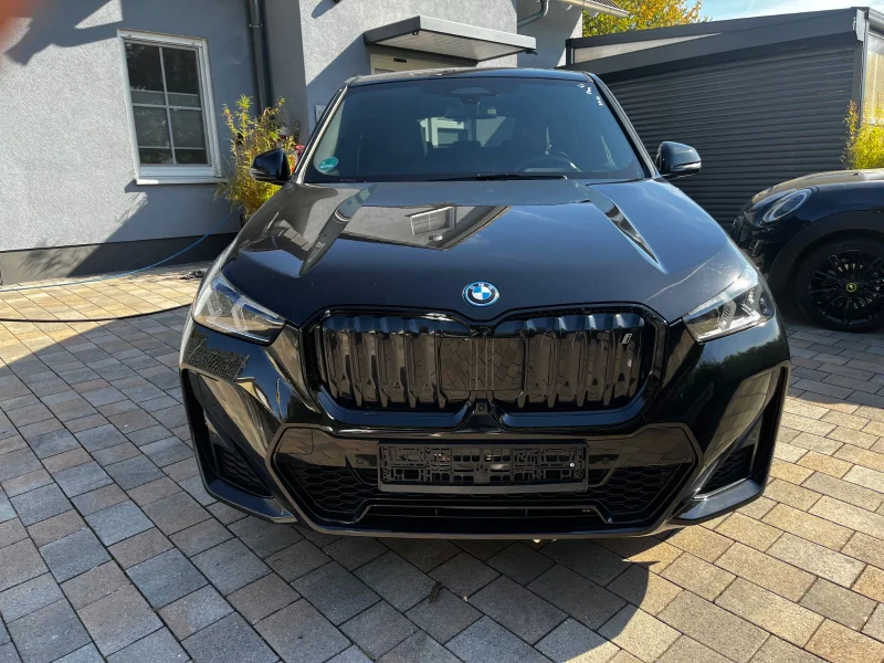 BMW iX1 – 2
