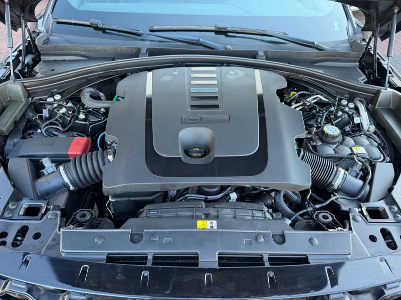 Land Rover Range Rover Velar – 26