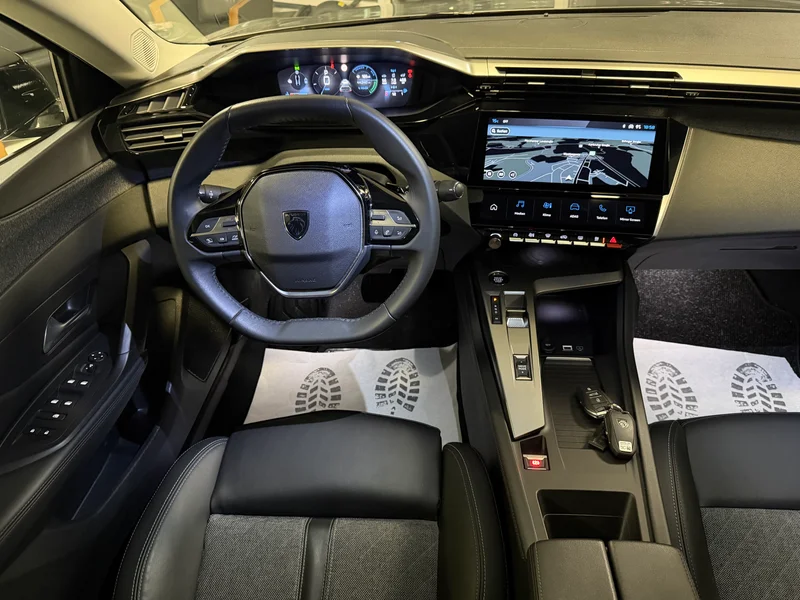Peugeot 408 – 14