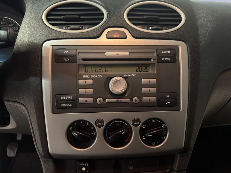 Ford Focus – 16