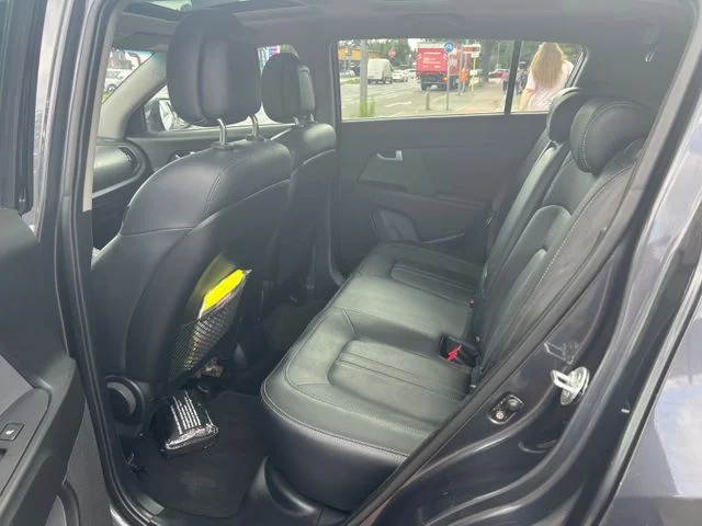 Kia Sportage – 8