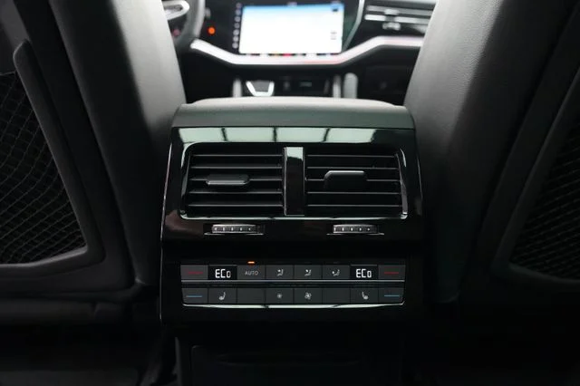 VW Touareg – 25