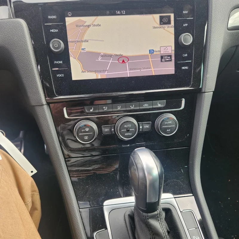 Volkswagen Golf – 20