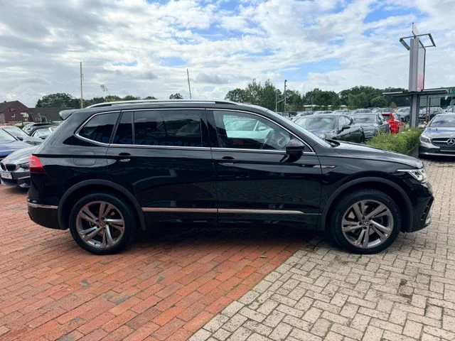 Volkswagen Tiguan Allspace – 17
