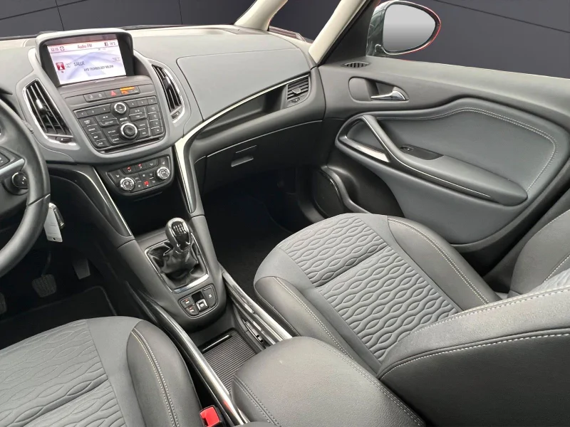 Opel Zafira – 19