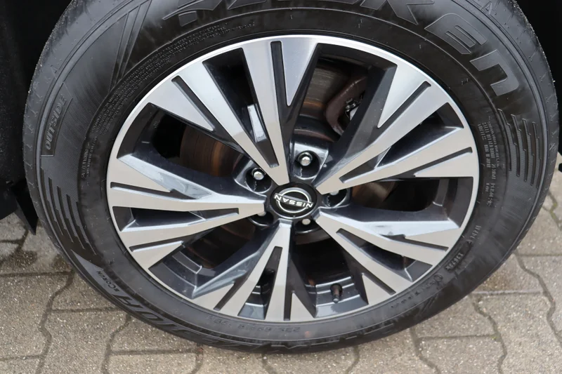 Nissan X-Trail – 10