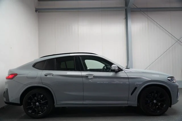 BMW X4 – 4