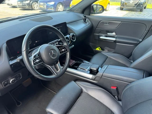 Mercedes-Benz GLA 250 – 17