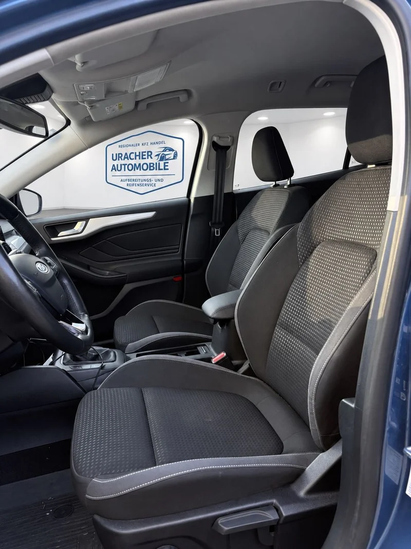 Ford Focus – 9