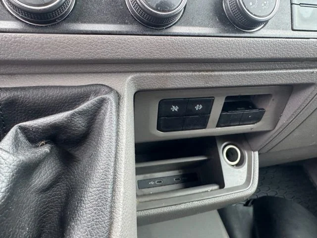 VW Crafter Kasten Kasten 35 lang Hochdach FWD – 21